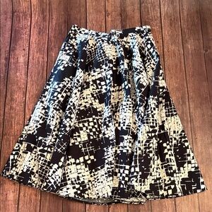 Vivien of Holloway Black & White Print Circle Skirt Sz W30